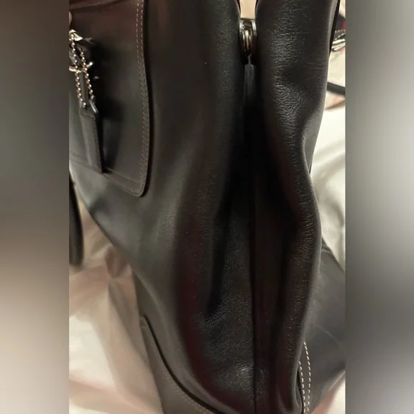 Coach Black Leather Tote Bag - Picture 6 of 11
